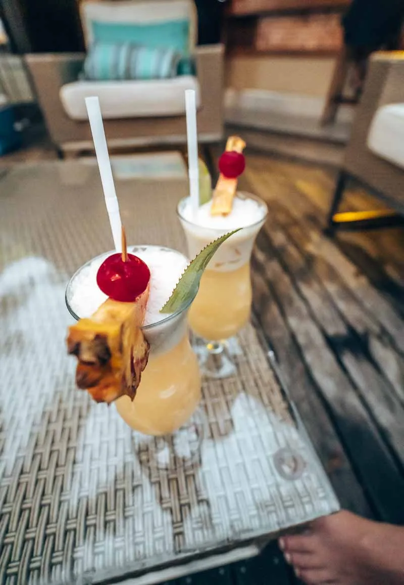 happy hour drinks Yasawa Island Resort