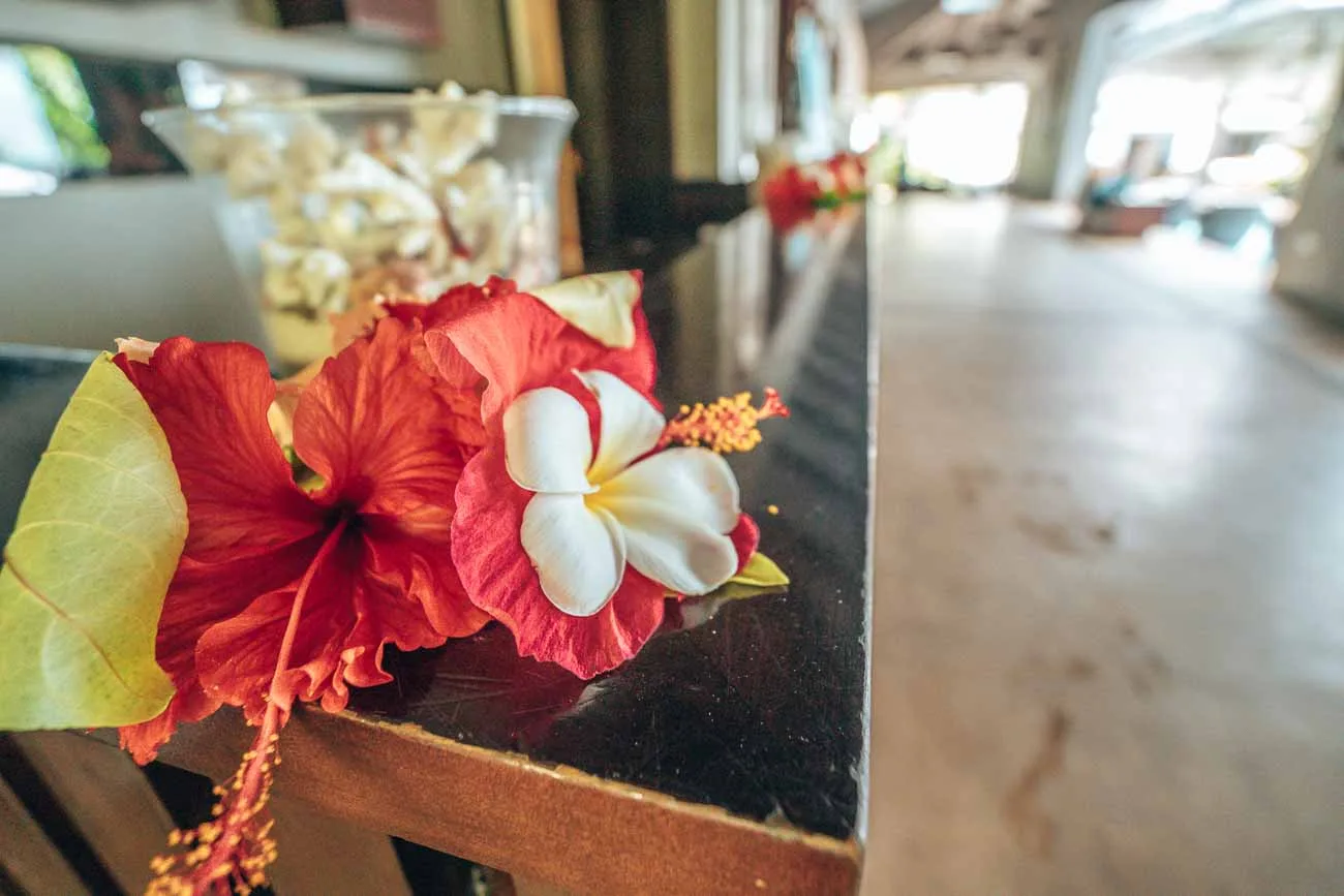 lobby yasawa island resort and spa