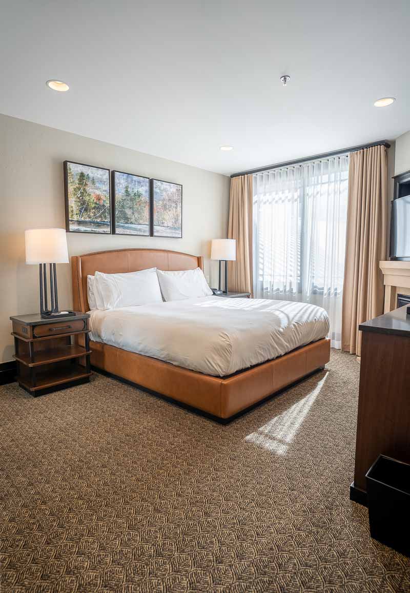 Waldorf Park City king bed suite