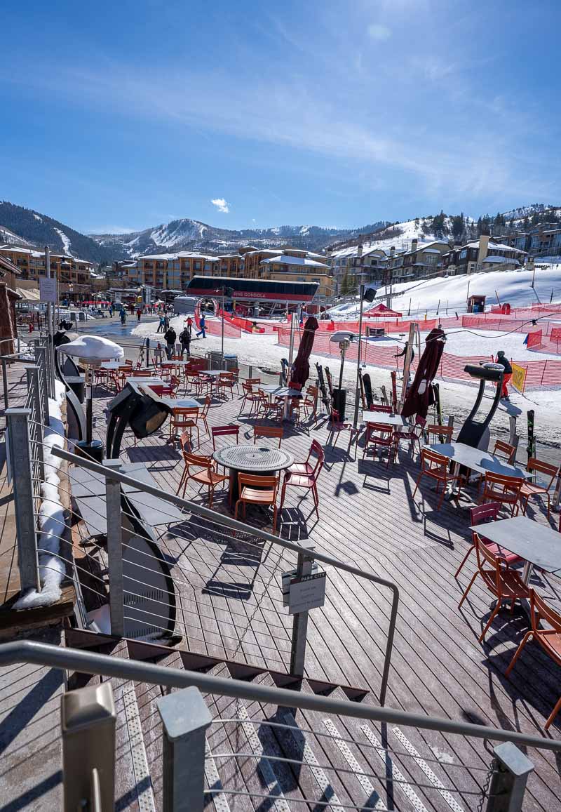 outdoor dining at grand summit park city
