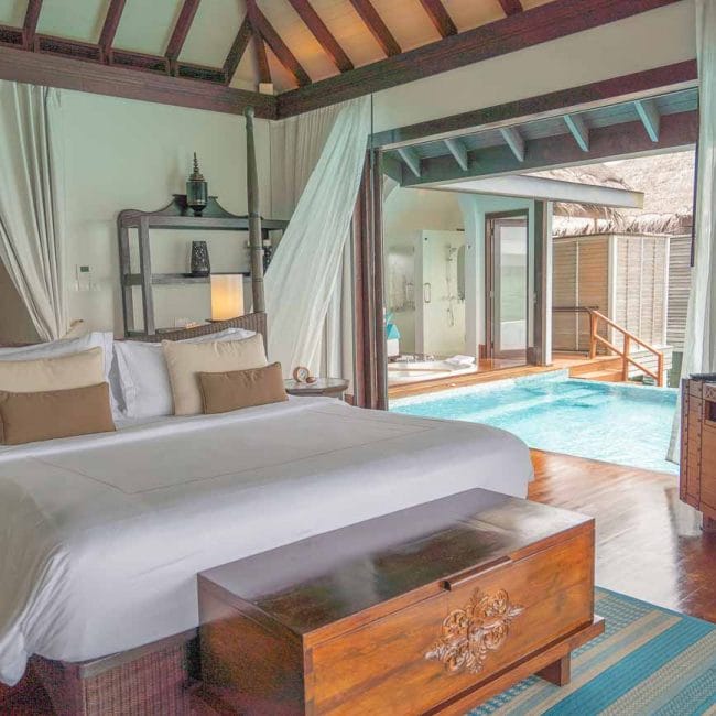 anantara kihavah maldives over water pool villa